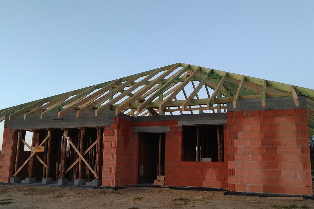 Budowa domu jednorodzinnego podpiwniczonego - Osiecznica